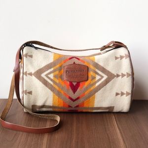 Pendleton Large Crossbody Aztec Southwestern Print